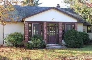 144 Edgewood Ave, Thornwood, NY 10594