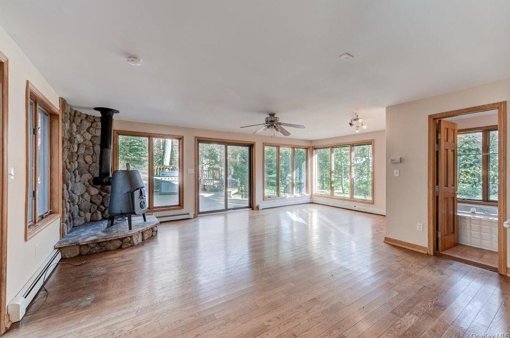 38 Old Sylvan Lake Rd, East Fishkill NY  12533-7434 exterior