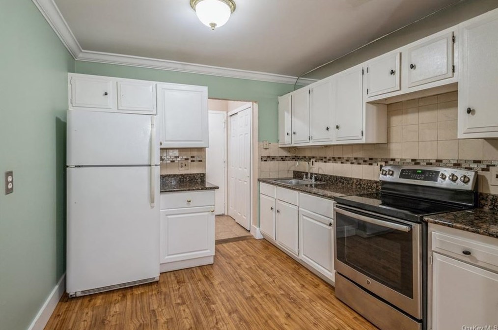 5 Secora Rd #f-15, Chestnut Ridge, NY 10952