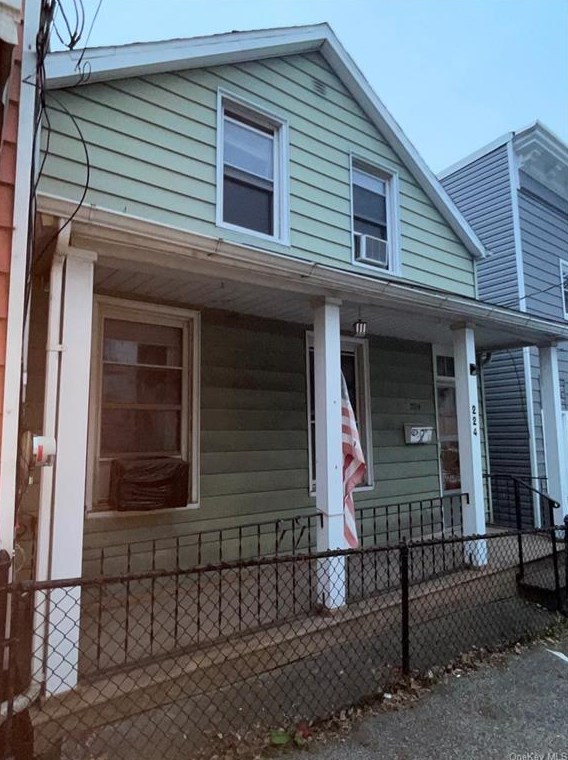 224 Edwards Pl, Yonkers, NY 10703