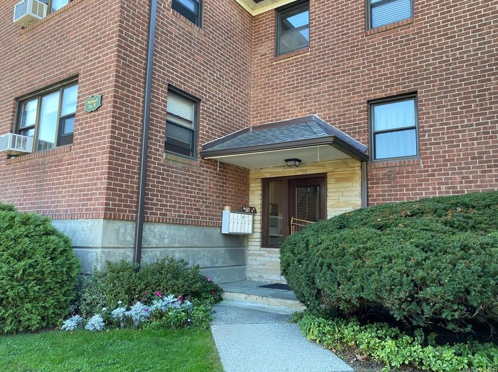 154 Martling Ave #9r2, North Tarrytown, NY 10591