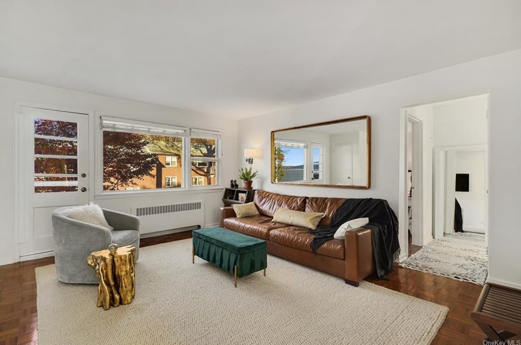 350 S Buckhout St #350, Irvington on Hudson, NY 10533