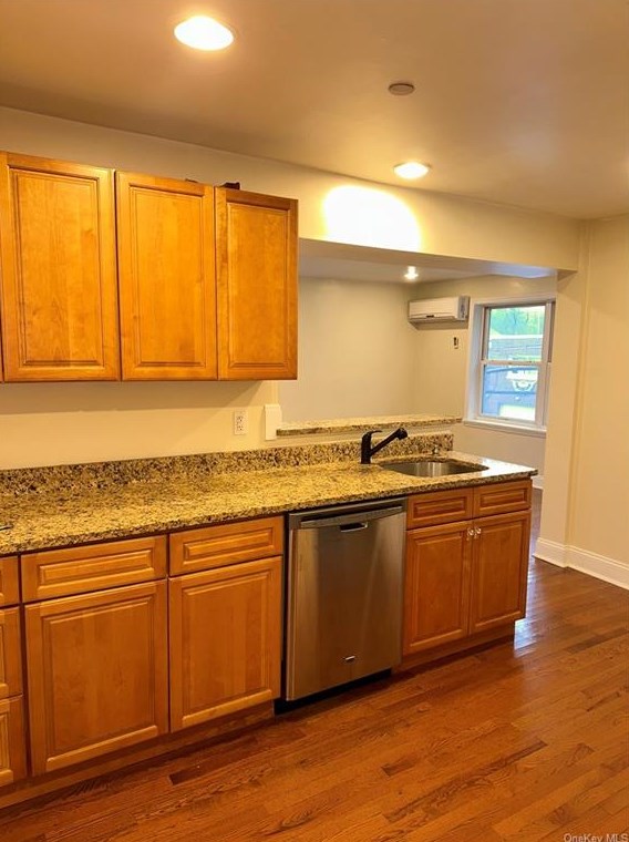 24 S Main St #3, Florida, NY 10921