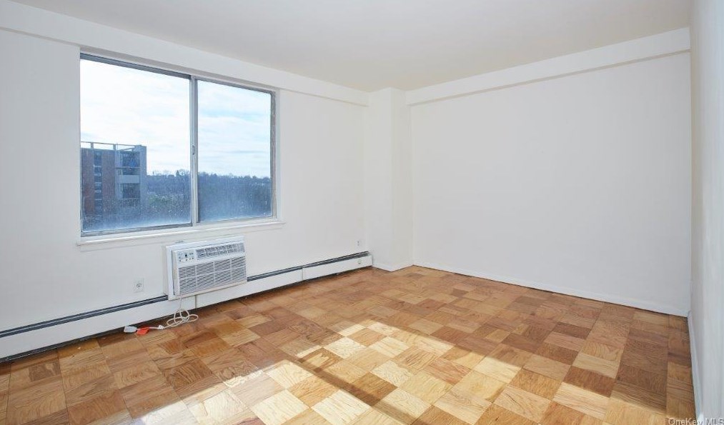 125 Lake St #12-g North, White Plains, NY 10604