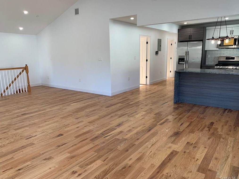 11542 175th St, Jamaica, NY 11434
