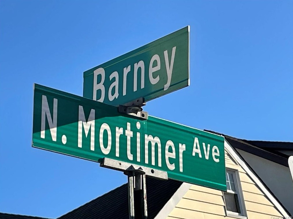 19 N Mortimer Ave, Elmsford, NY 10523