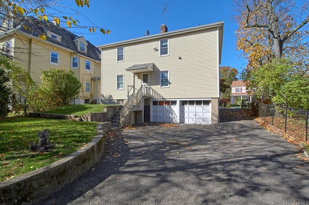 81 Elmont Ave, Rye Brook, NY 10573