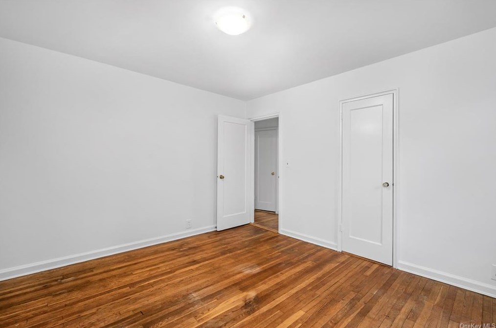 305 Grant Ter, Mamaroneck NY  10543-1409 exterior