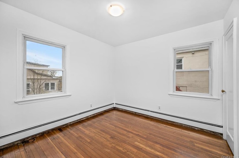 305 Grant Ter, Mamaroneck NY  10543-1409 exterior