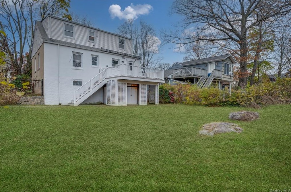 305 Grant Ter, Mamaroneck NY  10543-1409 exterior