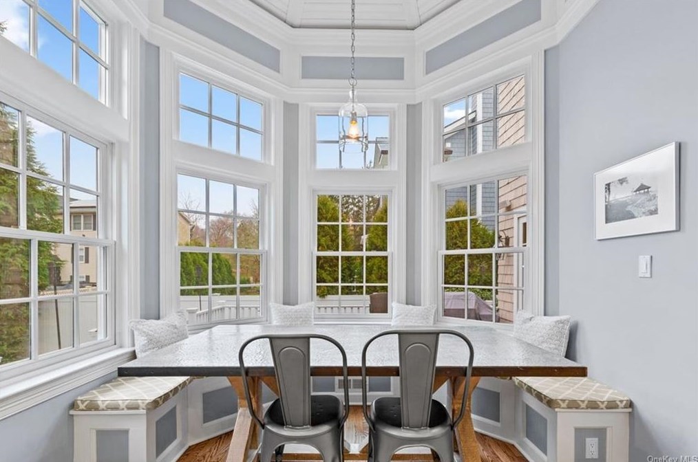 31 Brookdale Pl, Rye NY 10580-2702 exterior