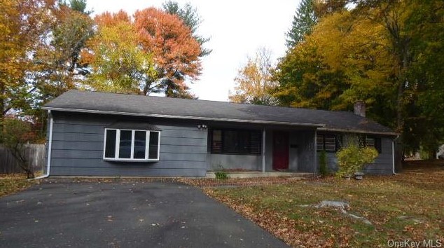 11 Milich Ln, New City, NY 10956