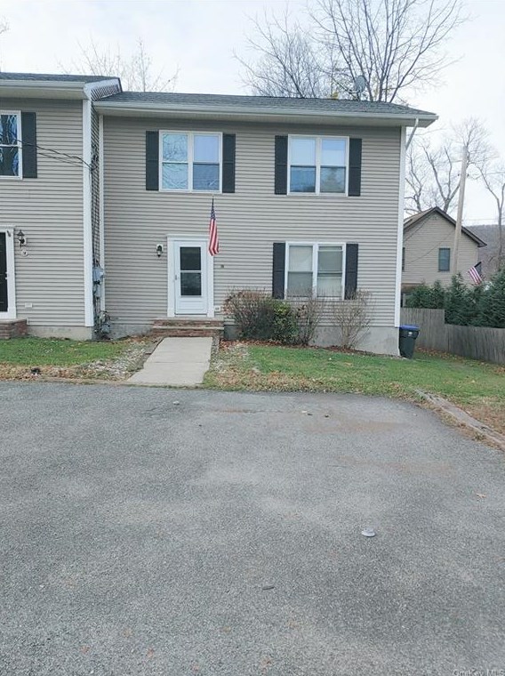 3 Teneyck Ave #b, Greenwood Lake, NY 10925