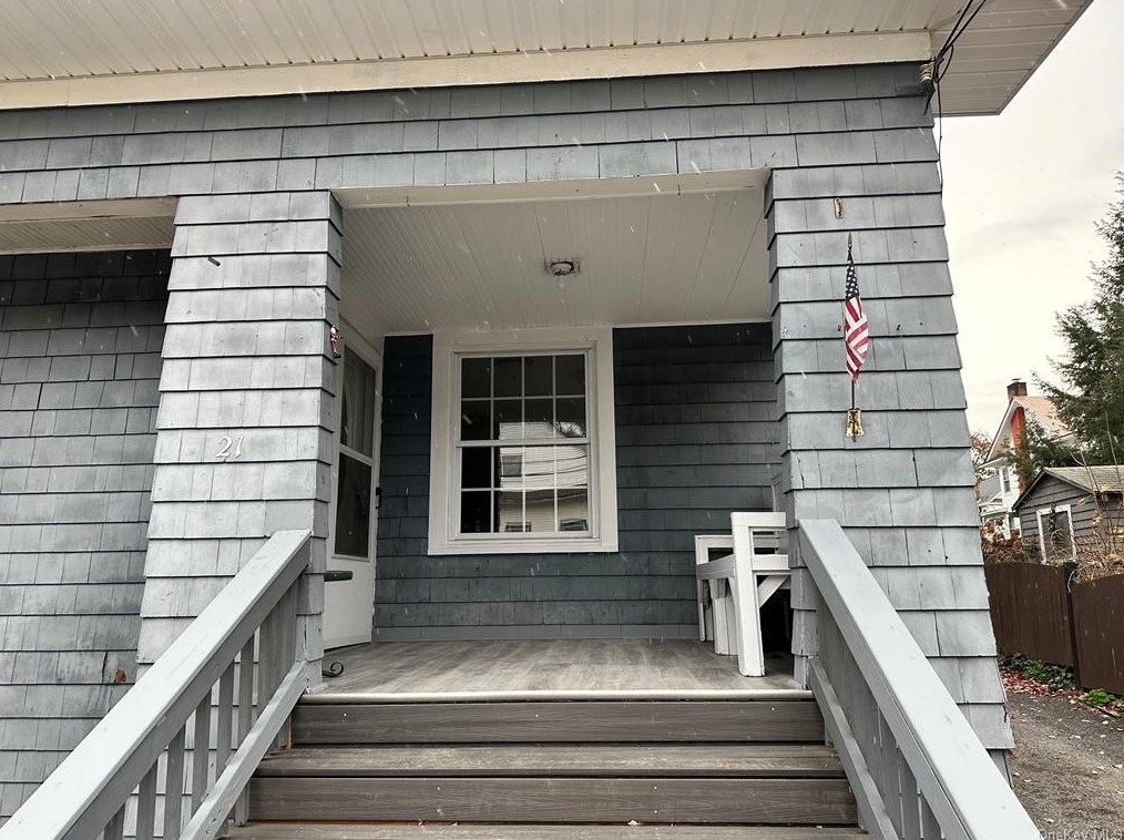 21 Commonwealth Ave, Middletown, NY 10940