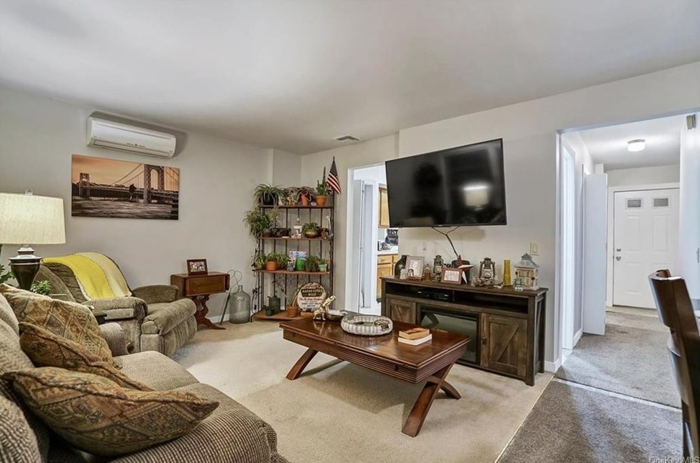 110 Bushville Rd, Westtown NY  10998-2727 exterior