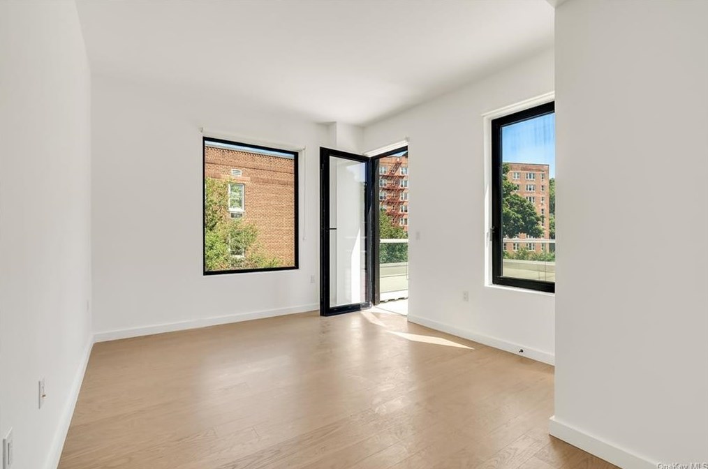 2395 Palisade Ave #404, Bronx, NY 10463