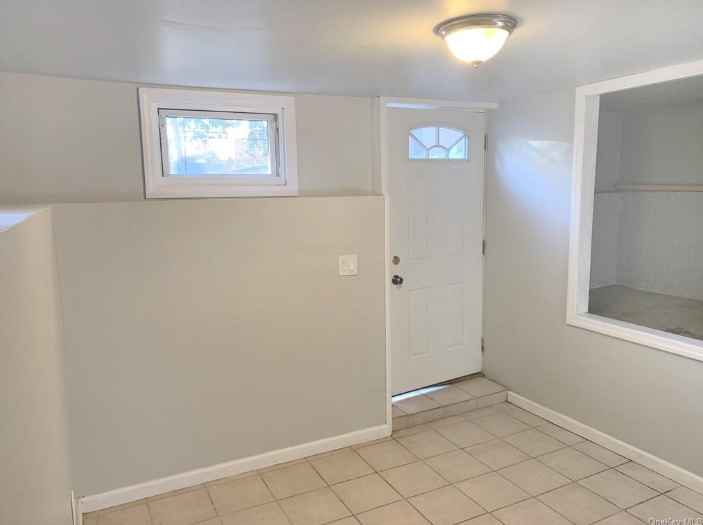 14 Field St, Peekskill NY  10566-4005 exterior