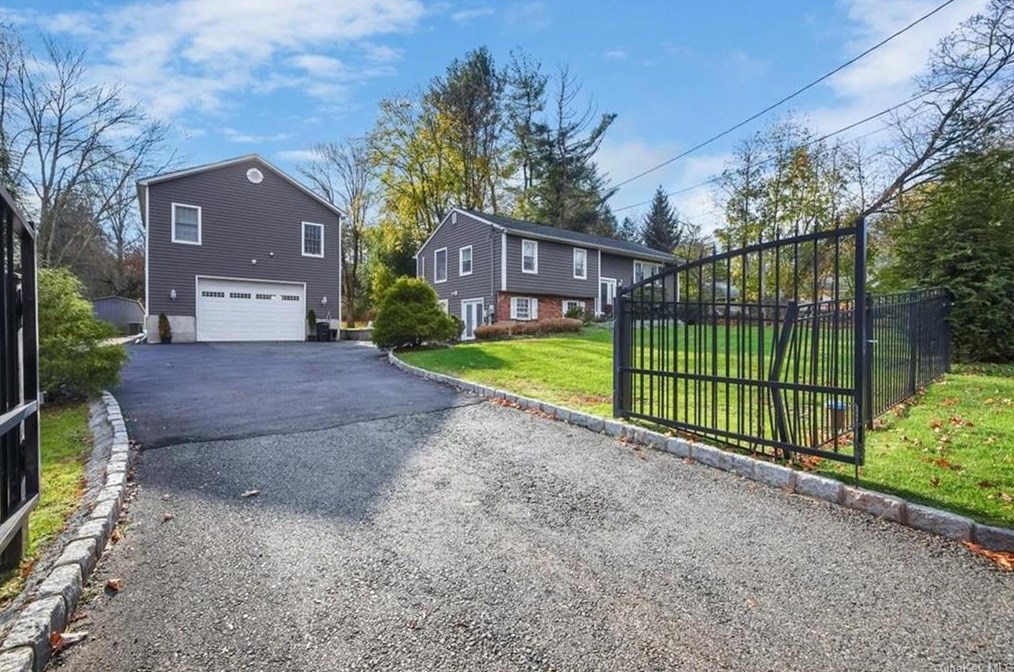 301 Brewery Rd, West Nyack, NY 10994