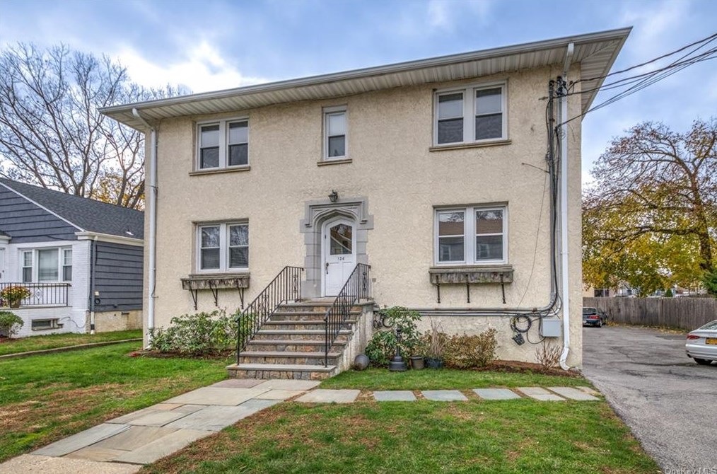 126 Bradford Ave #2l, Mamaroneck, NY 10543