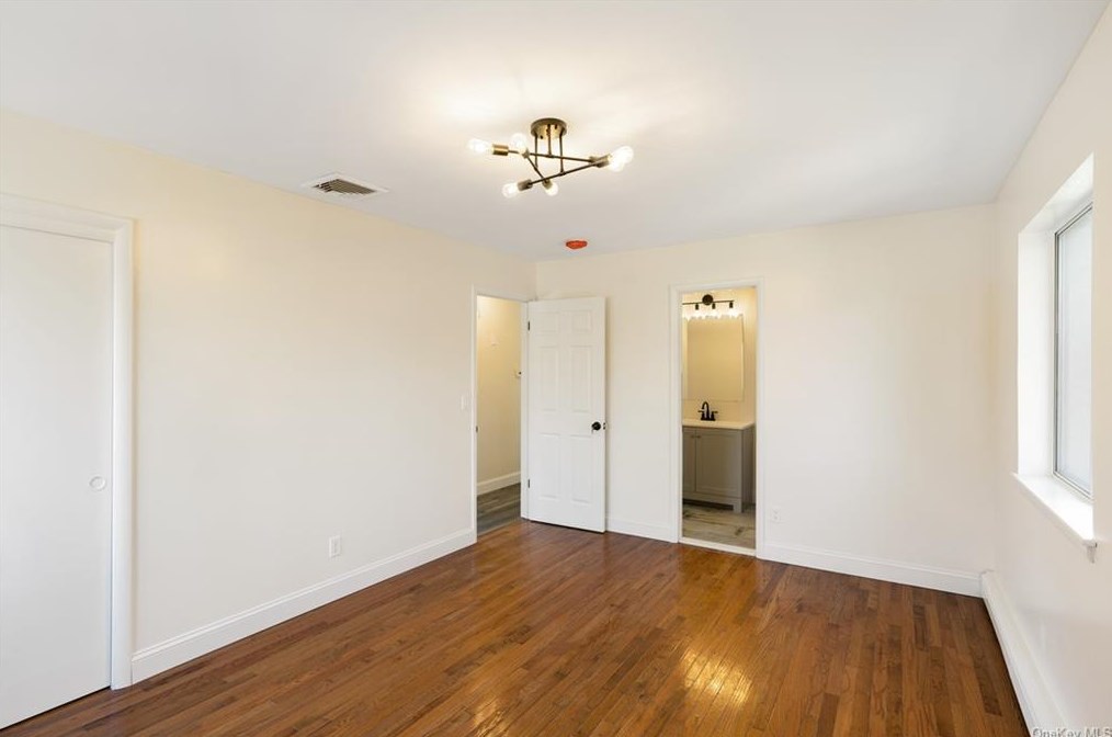 2 Pleasant Ln, Poughkeepsie NY  12603-5628 exterior