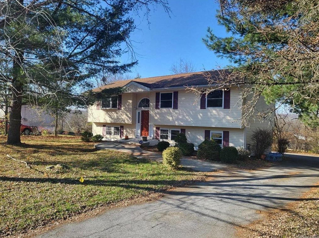 10 Birchwood Dr, Goshen, NY 10924