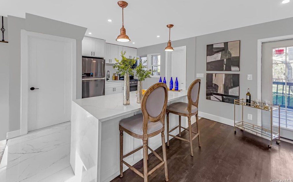 1006 Grove St, Mamaroneck NY  10543-1711 exterior