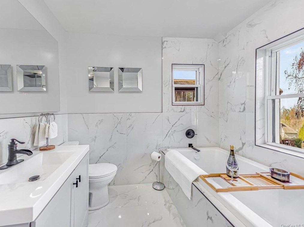 1006 Grove St, Mamaroneck NY  10543-1711 exterior