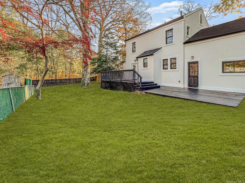 1006 Grove St, Mamaroneck NY  10543-1711 exterior