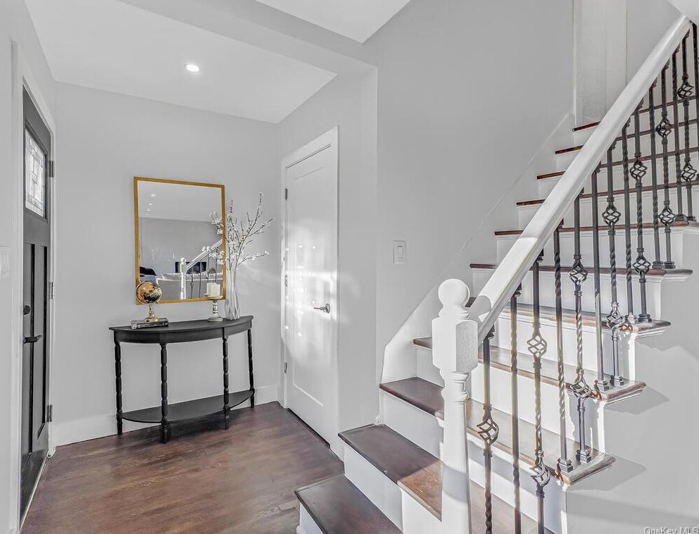 1006 Grove St, Mamaroneck NY  10543-1711 exterior