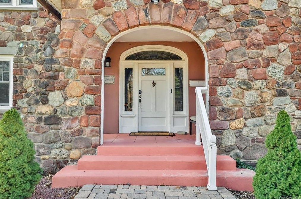 243-245 E Townline Rd, West Nyack, NY 10994