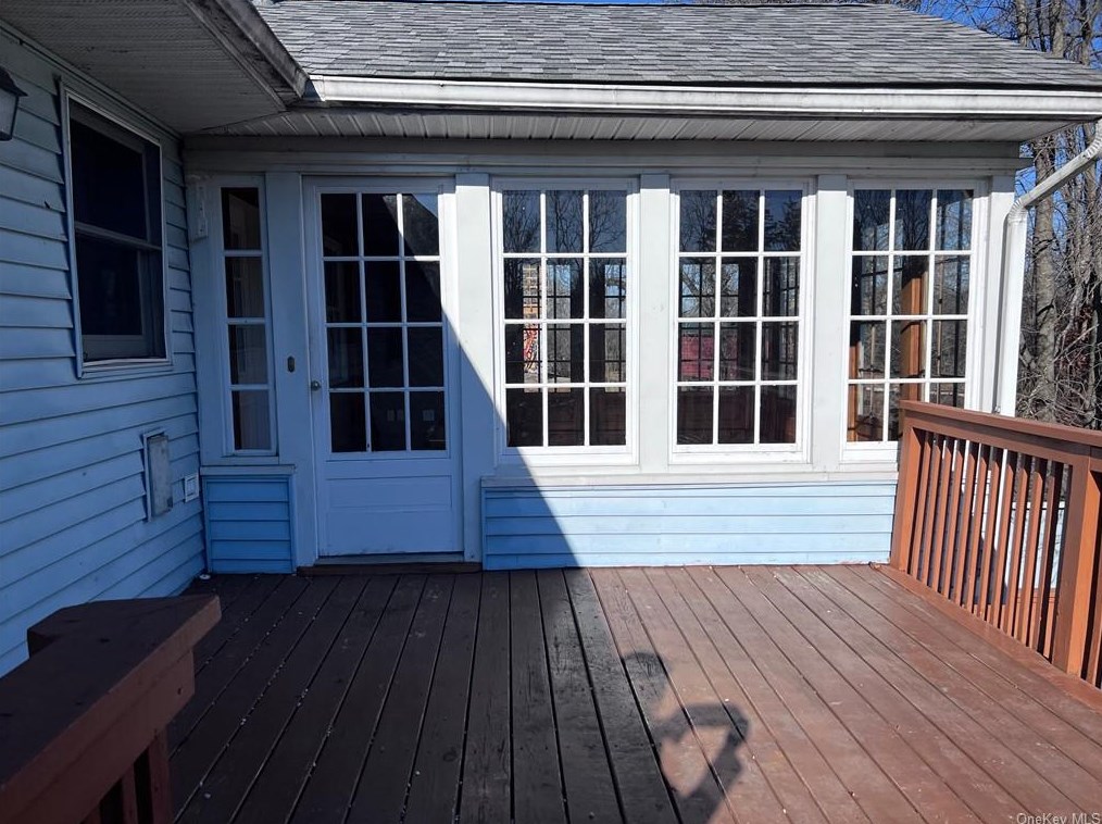 26 Wallkill Rd, Walden NY  12586-2224 exterior