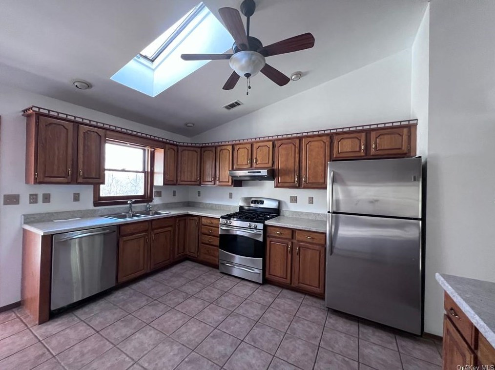 26 Wallkill Rd, Walden NY  12586-2224 exterior