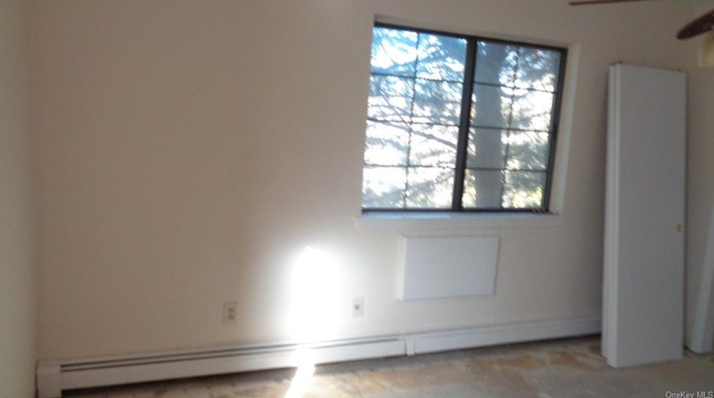 121 Foxwood Cir, Mount Kisco NY  10549-1133 exterior