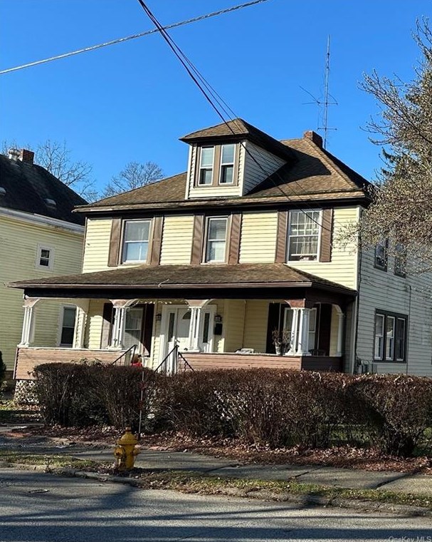 95 West St, Newburgh, NY 12550-4241