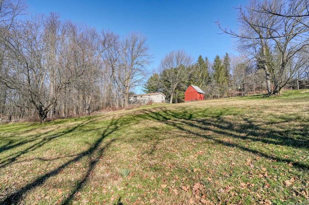 56 Hemmer Rd, Jeffersonville NY  12748-5406 exterior