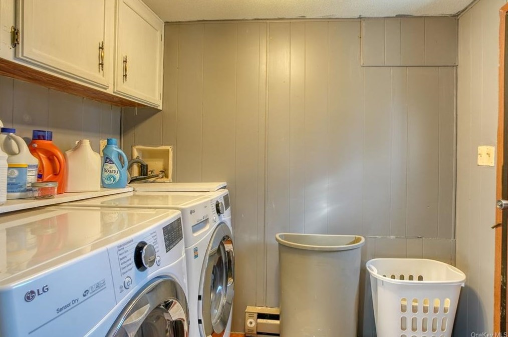 56 Hemmer Rd, Jeffersonville NY  12748-5406 exterior