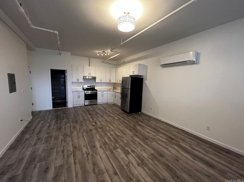 102 North St #3, Middletown, NY 10940