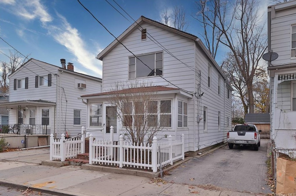 61 Howard St, North Tarrytown, NY 10591