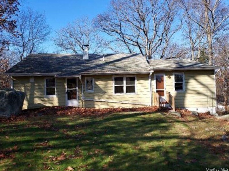 55 Columbus Ave, Tompkins Corners, NY 10579
