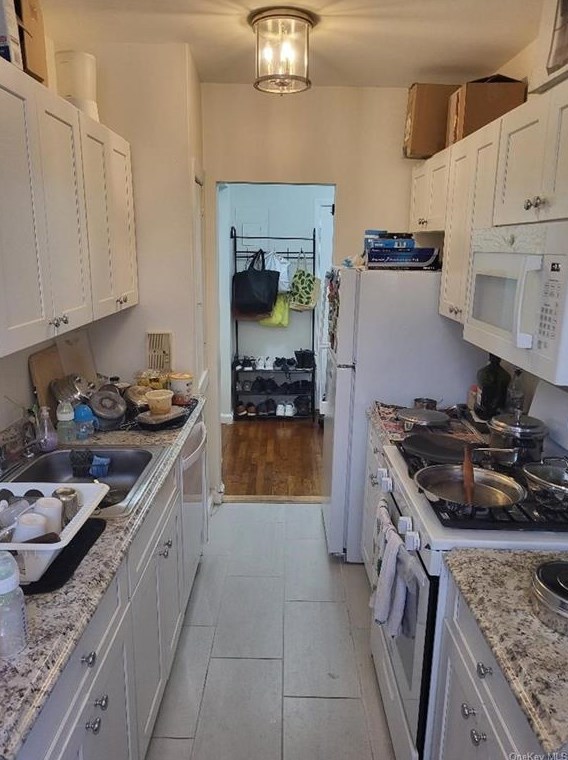 312 Main St #3i, White Plains, NY 10601