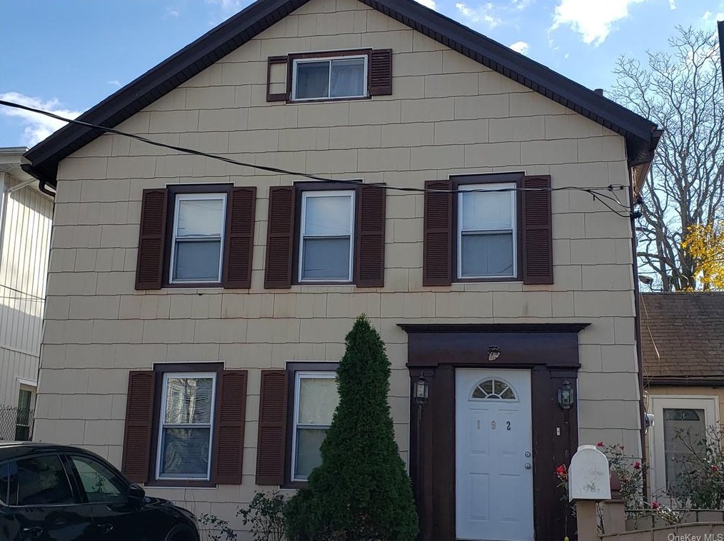 192 Carroll St #2, Bronx, NY 10464