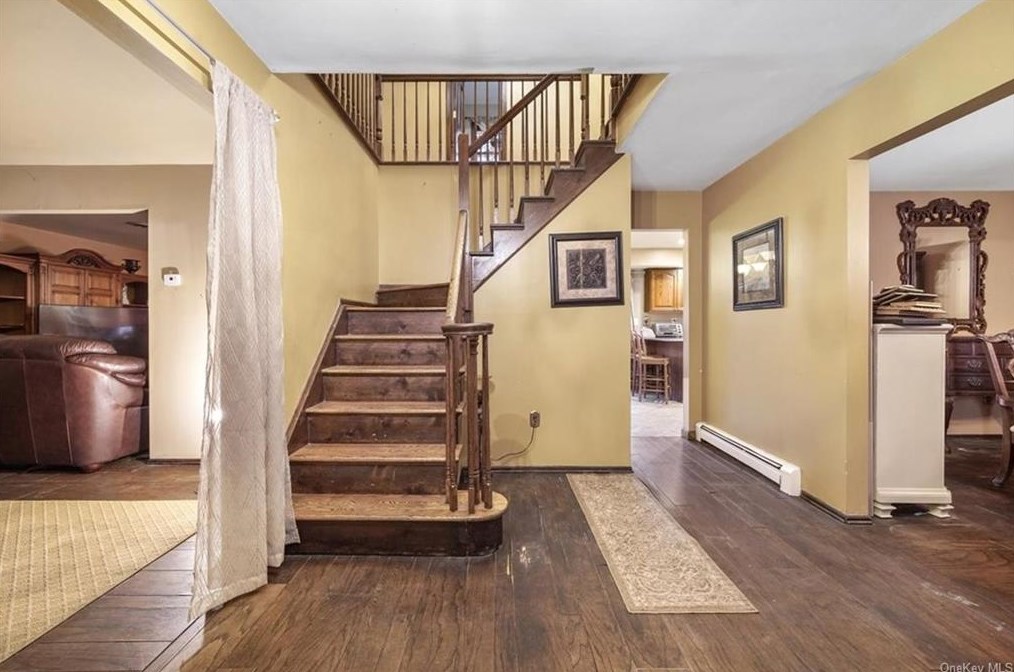 108 Strawtown Rd, West Nyack, NY 10994