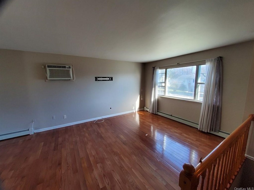 549 High St, Monroe, NY 10950