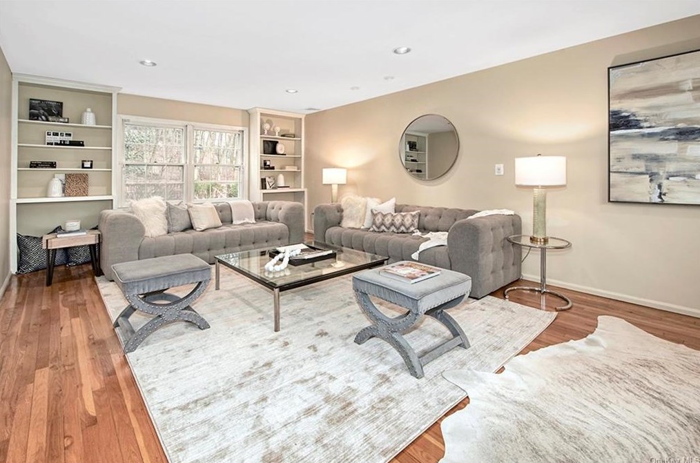 16 Bridge Ter, Mount Kisco, NY 10549-3831