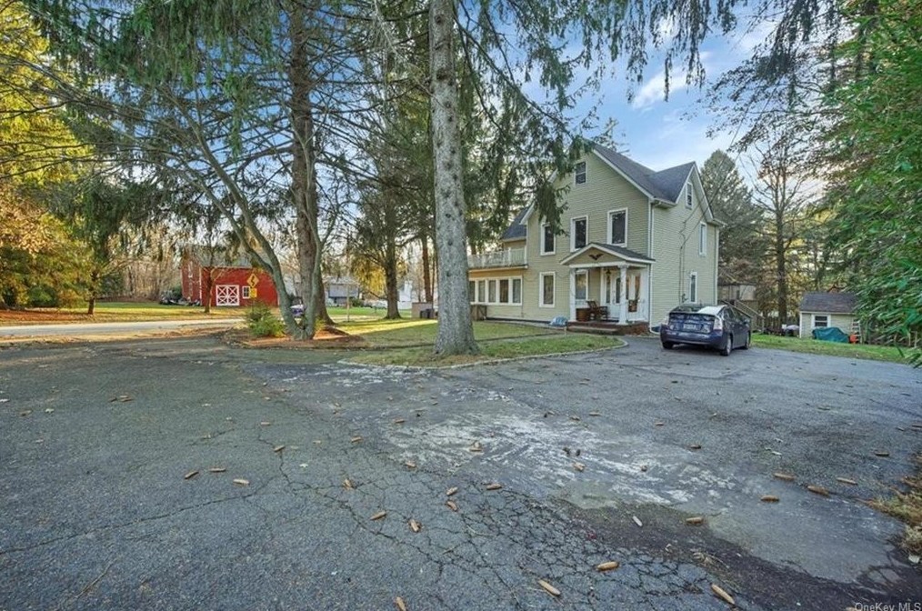 277 Cherry Ln, Tallman, NY 10982