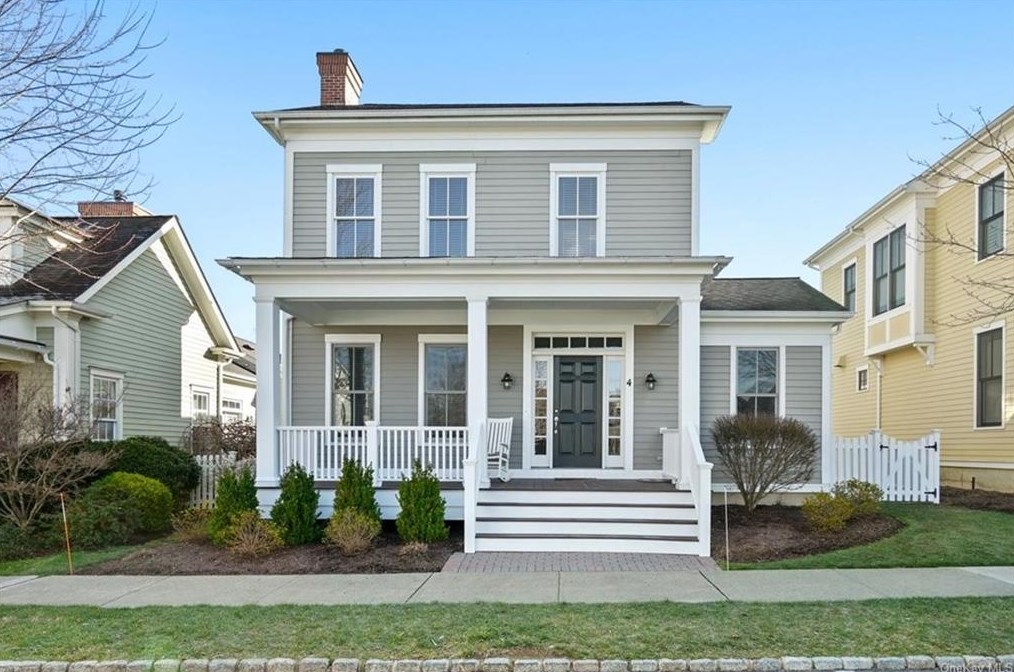 4 Swift St, Warwick, NY 10990