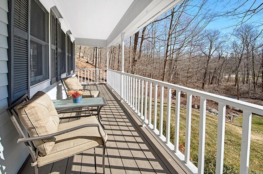 140 Oscaleta Rd, Lewisboro, NY 10590