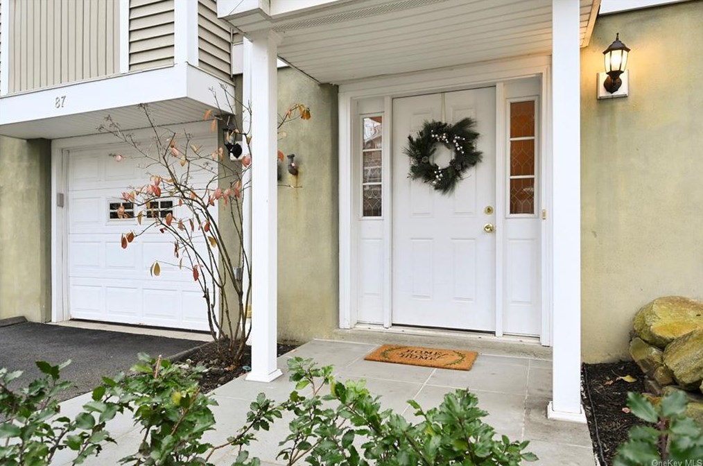 87 Park Rd Ext, Goldens Bridge NY  10526-1126 exterior