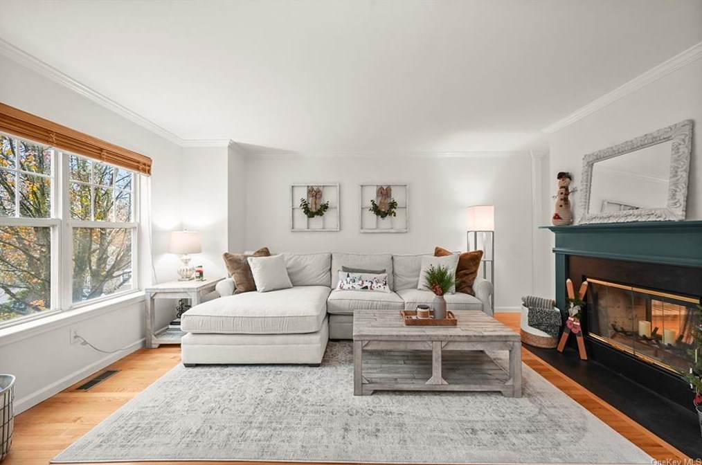 87 Park Rd Ext, Goldens Bridge NY  10526-1126 exterior