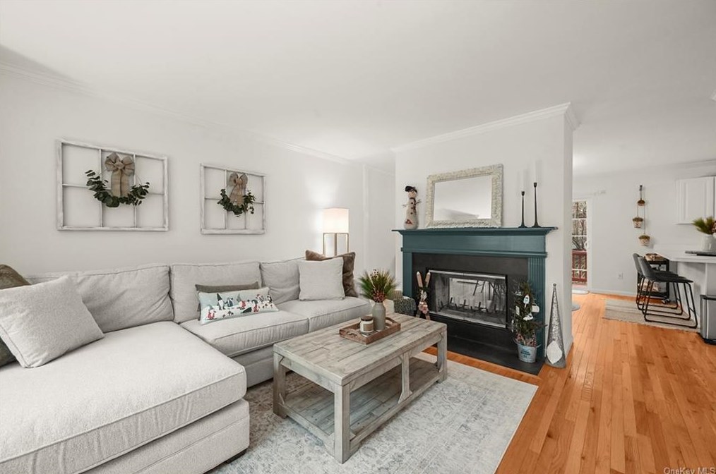 87 Park Rd Ext, Goldens Bridge NY  10526-1126 exterior